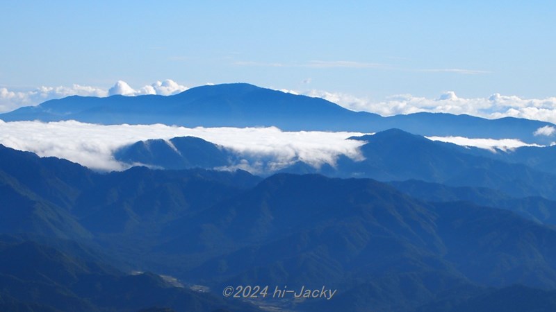 御嶽山から見た滝雲