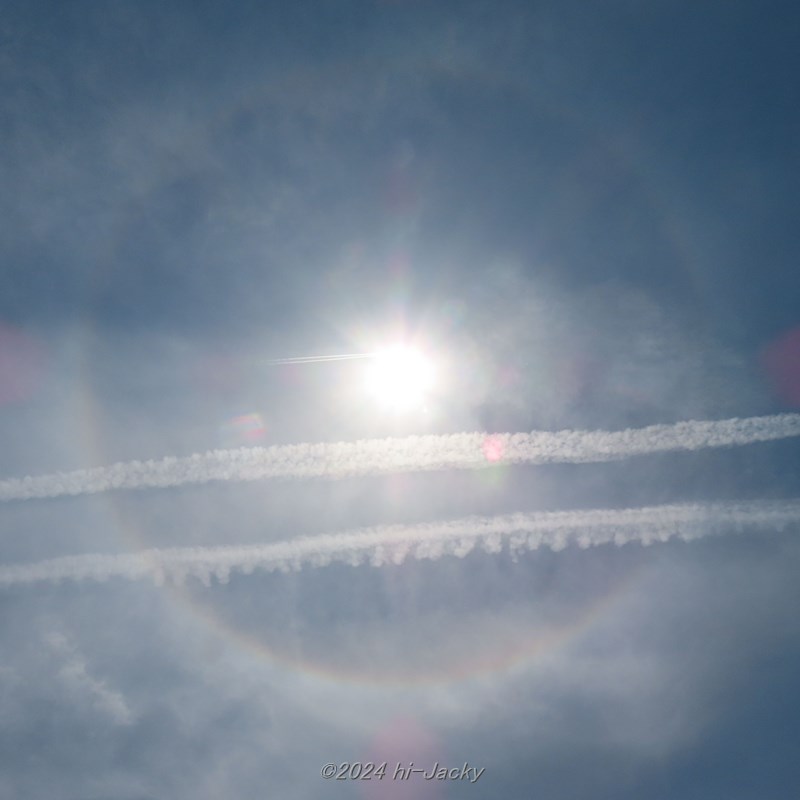 内暈といろいろな飛行機雲