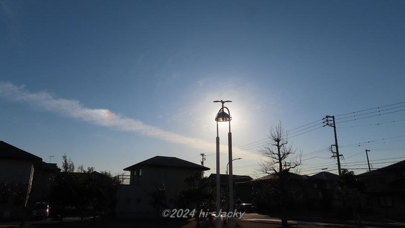 飛行機雲にできた幻日