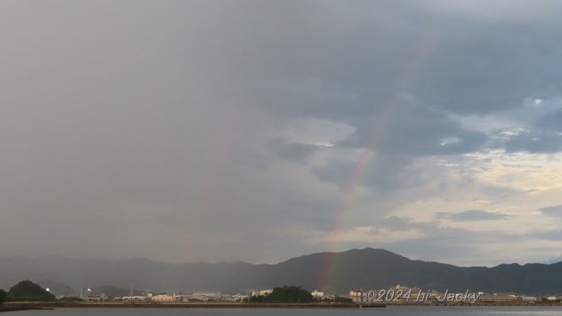 雨柱と虹