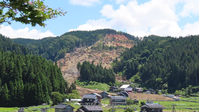 輪島市ノ瀬地区の地すべり