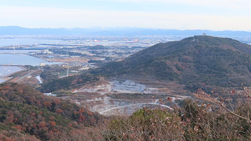 衣笠から見た田原鉱山