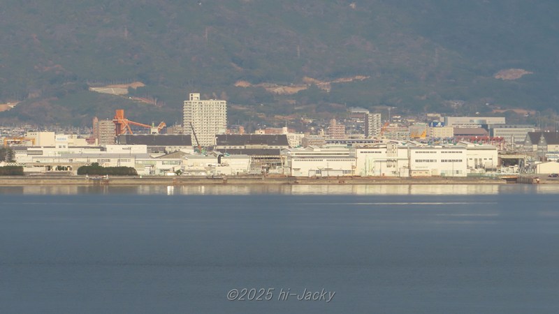 水面に映った風景