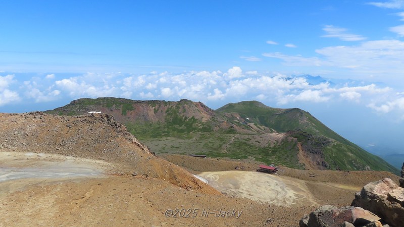 御嶽山の一ノ池，二ノ池